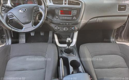 KIA CEE'D SW 1.4 CVVT LX MAGYAR TEMPOMAT ÜLÉSFŰTÉS TÉLI-NYÁRI GUMIKKAL ÖNERŐ NÉLKÜL HITELRE IS image 10