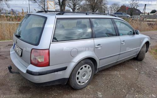 VOLKSWAGEN PASSAT Variant 1.9 PD TDI Comfortline DIGIT KLÍMA ÜLÉSFŰTÉS VONÓHOROG ÖNERŐ NÉLKÜL HITERE IS image 4